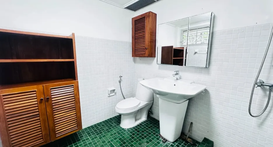 For sale 2 ベッドルーム condo in Bang Saray, Pattaya