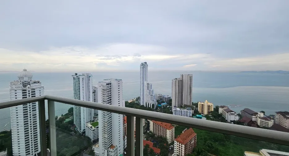 À vendre 2 chambres condo à Bang Lamung, Chonburi