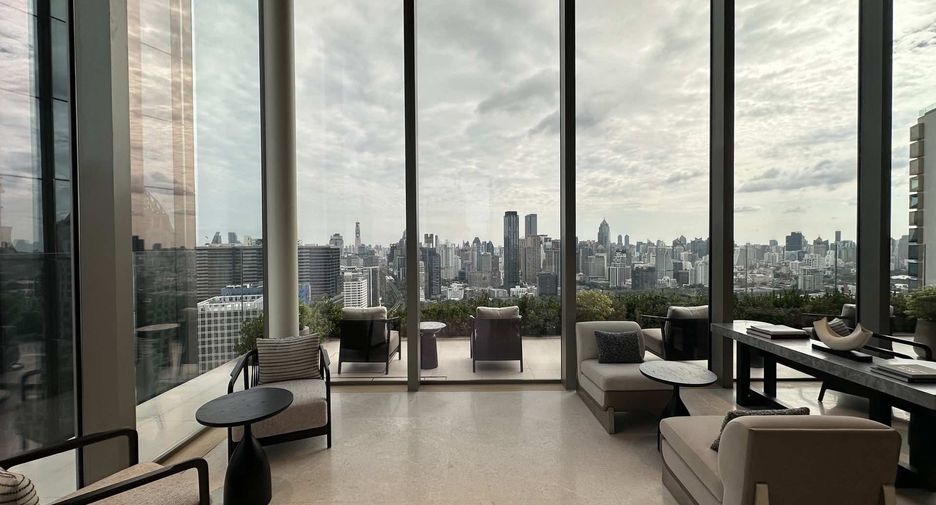 Condo en alquiler de 1 habitaciones en Bang Rak, Bangkok