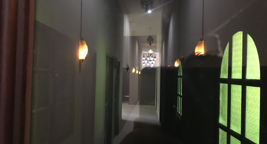 Local comercial en alquiler de 8 habitaciones en Saraphi, Chiang Mai