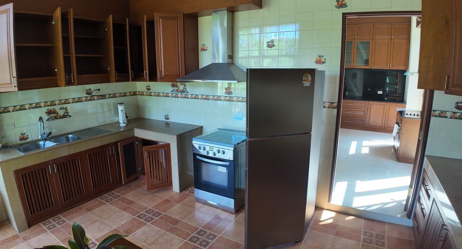 For rent and for sale 5 bedrooms villa in Mae Rim, Chiang Mai