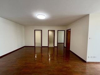 Продажа 2 спальни кондо в Ян Наща, Бангкок