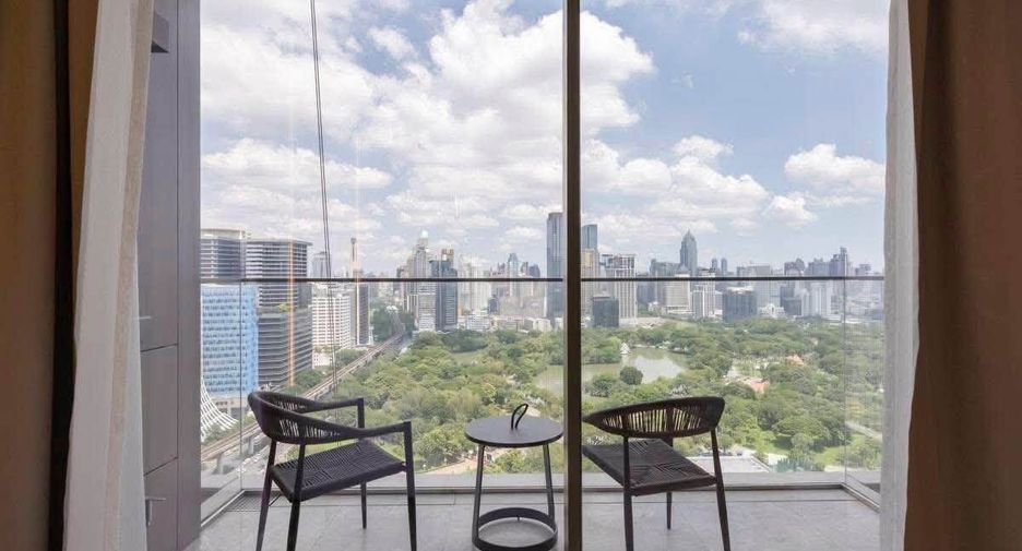 Condo en alquiler de 1 habitaciones en Bang Rak, Bangkok