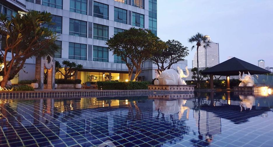 For rent 1 bed condo in Sathon, Bangkok