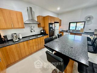 Haus zur Miete und zum Kauf mit 5 Zimmer in Hua Hin, Prachuap Khiri Khan