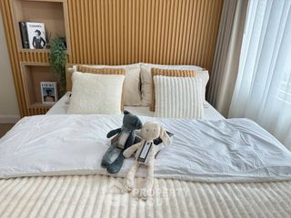 Продажа 2 спальни кондо в Кхлонг Сан, Бангкок