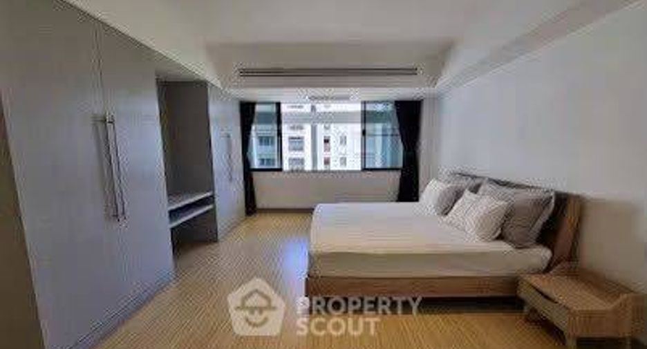 À louer 2 chambres condo à Watthana, Bangkok