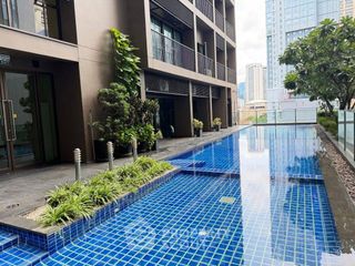 Wohnung zur Miete mit 2 Zimmer in Khlong Toei, Bangkok