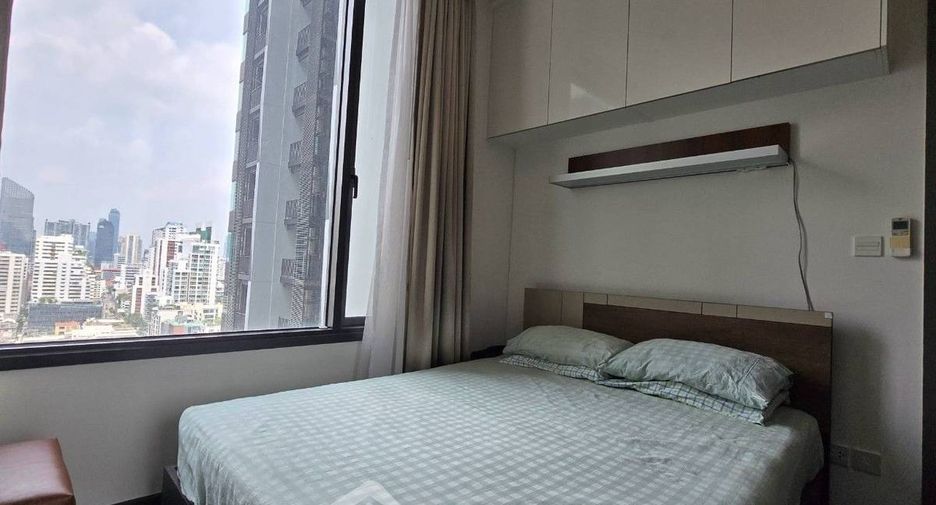 For sale 1 bed condo in Khlong Toei, Bangkok