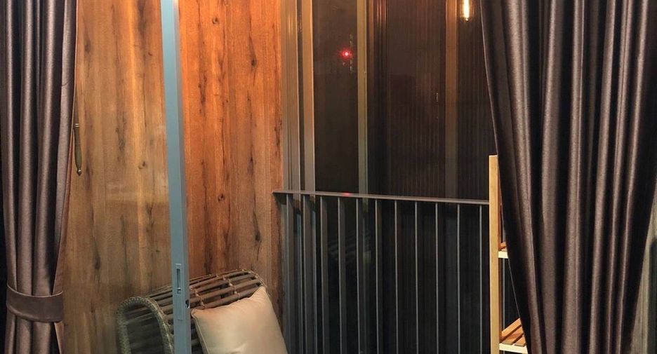 Condo en alquiler y en venta de 2 habitaciones en Phra Khanong, Bangkok