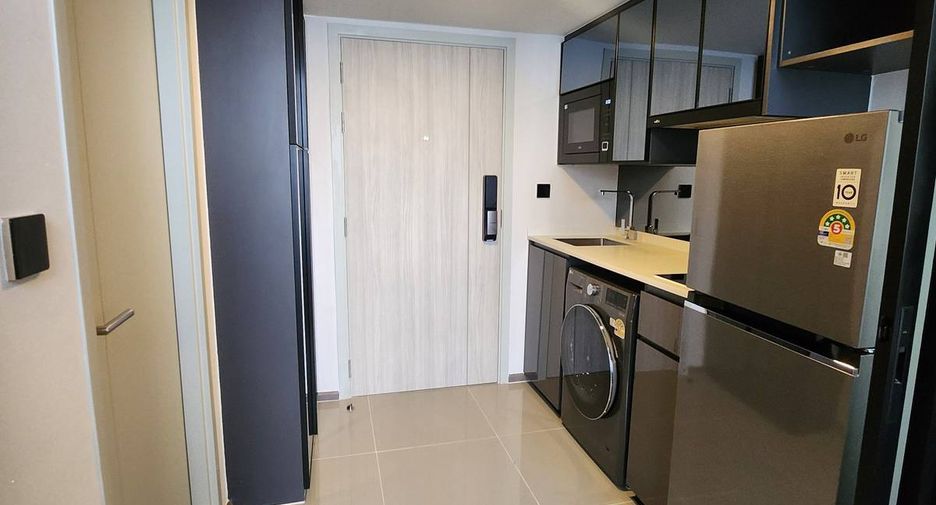 For sale 1 bed condo in Bang Rak, Bangkok