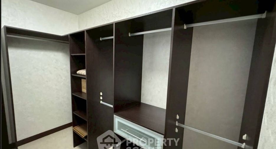Wohnung zum Kauf mit 5 Zimmer in Watthana, Bangkok