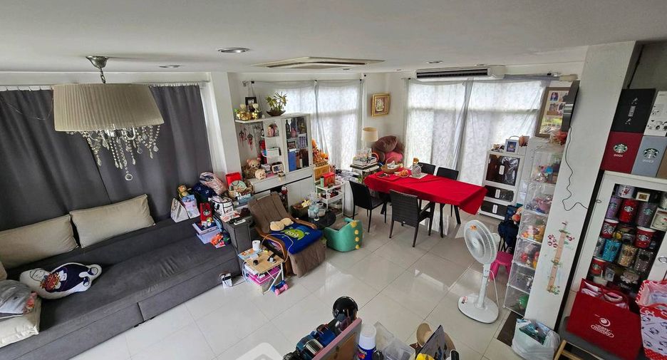 For sale 3 ベッドルーム house in Prawet, Bangkok
