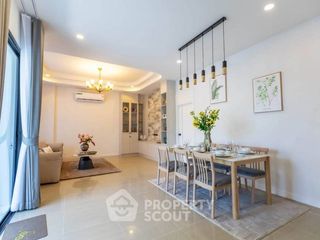 出售 3 卧室 独立屋 在 Si Racha, Chon Buri