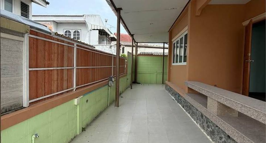 出售 5 卧室 独立屋 在 Mueang Chon Buri, Chon Buri