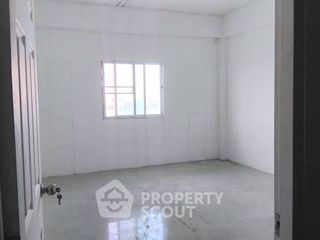 出售 2 卧室 独立屋 在 Mueang Chon Buri, Chon Buri
