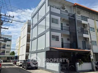 出售 7 卧室 独立屋 在 Mueang Chon Buri, Chon Buri