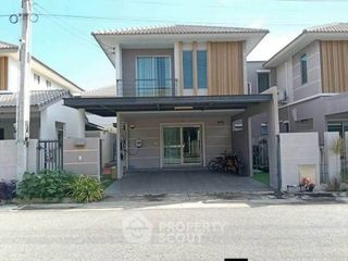 出售 3 卧室 独立屋 在 Si Racha, Chon Buri