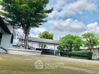 出售 3 卧室 独立屋 在 Mueang Chon Buri, Chon Buri