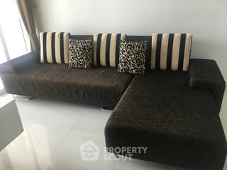 Продажа 2 спальни кондо в Пхра Кханонг, Бангкок
