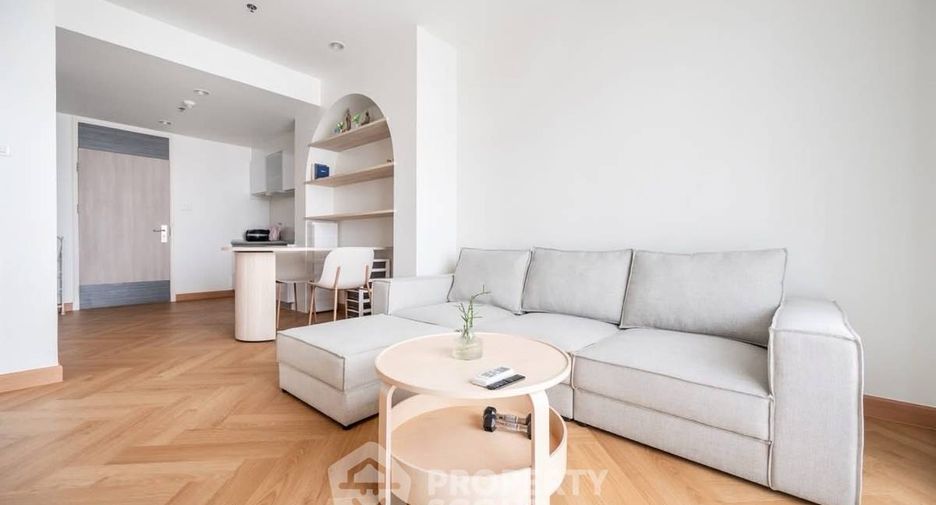 For rent and for sale 1 bed condo in Watthana, Bangkok