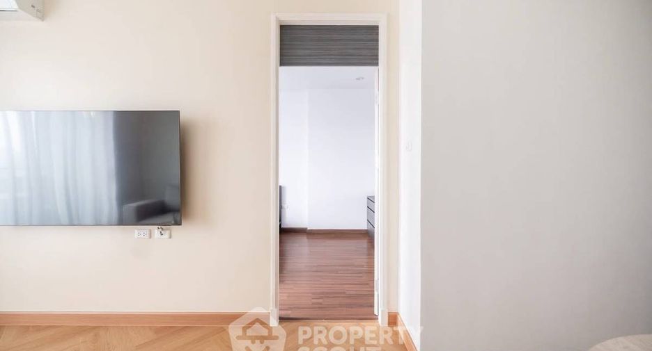 For rent and for sale 1 bed condo in Watthana, Bangkok