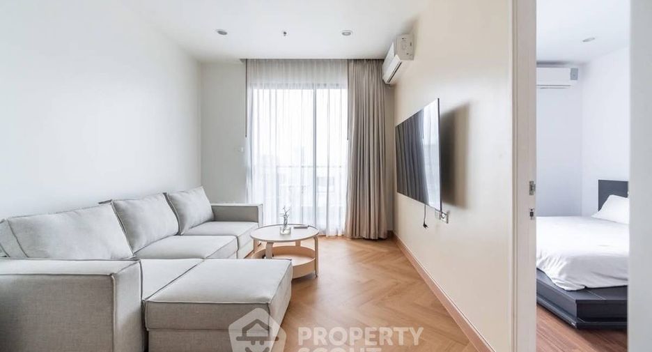 For rent and for sale 1 bed condo in Watthana, Bangkok