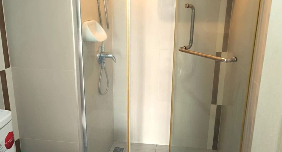 Condo en alquiler de 1 habitaciones en Khlong Toei, Bangkok