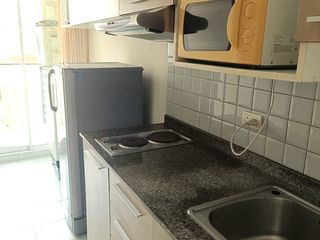 Condo en alquiler de 1 habitaciones en Khlong Toei, Bangkok