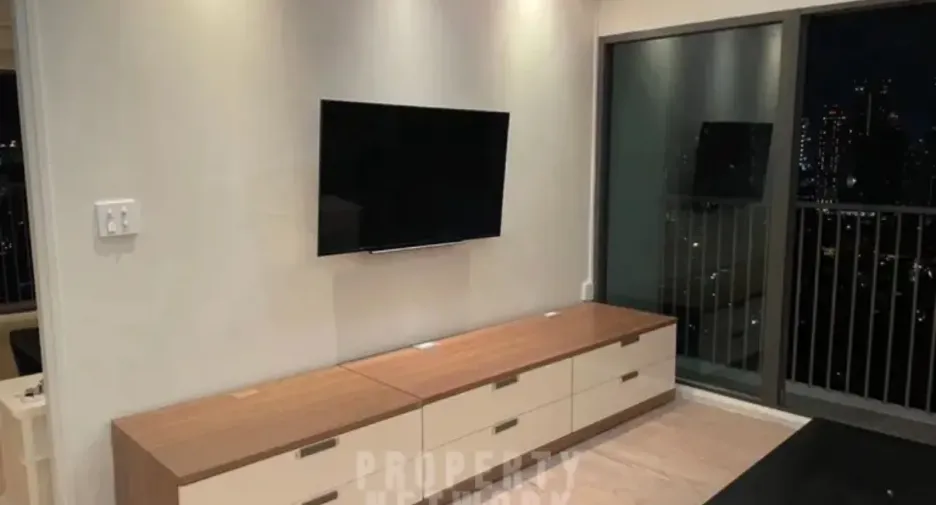 For rent 1 bed condo in Khlong Toei, Bangkok