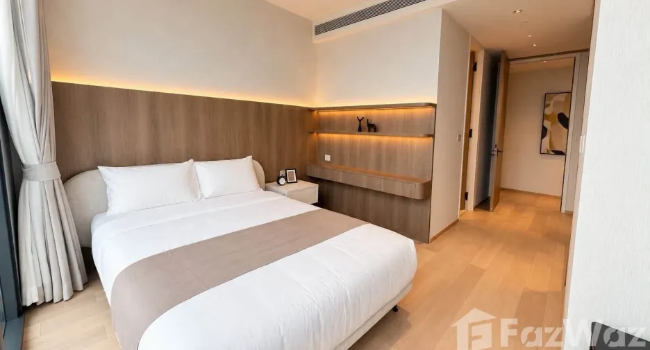 Condo en alquiler de 3 habitaciones en Sathon, Bangkok