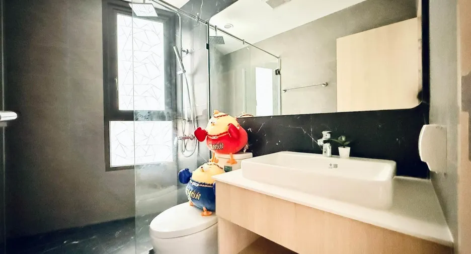 Condo en alquiler de 2 habitaciones en Bang Na, Bangkok
