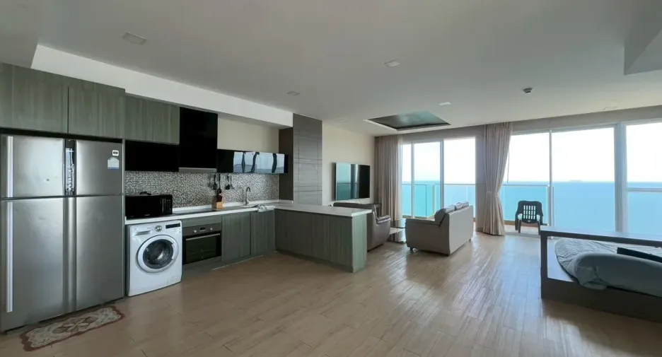Wohnung zur Miete und zum Kauf mit 3 Zimmer in Bang Lamung, Chonburi
