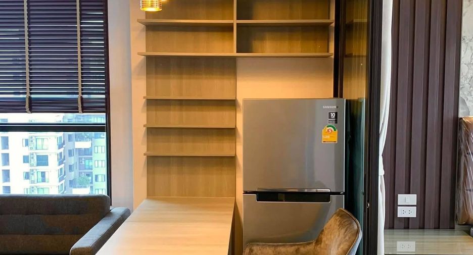 Condo en alquiler de 1 habitaciones en Watthana, Bangkok