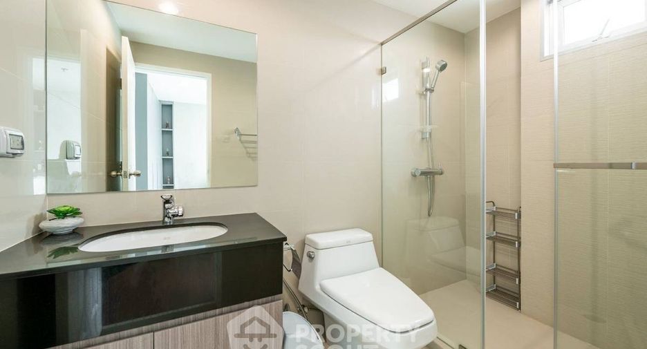 Wohnung zum Kauf mit 3 Zimmer in Huai Khwang, Bangkok