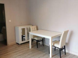 Wohnung zum Kauf mit 2 Zimmer in Huai Khwang, Bangkok