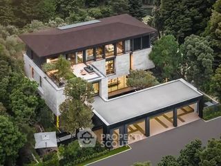出售 5 卧室 独立屋 在 Saphan Sung, 曼谷