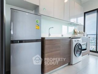 Продажа 2 спальни кондо в Банг Пхлат, Бангкок