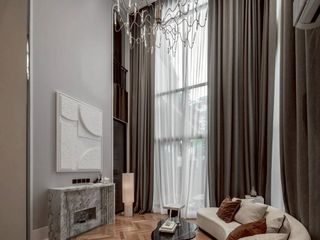 Haus zur Miete und zum Kauf mit 5 Zimmer in Phra Khanong, Bangkok
