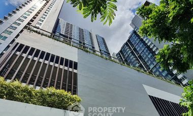 For rent 2 bedrooms condo in Watthana, Bangkok