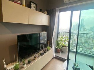 Condo en alquiler de 2 habitaciones en Phra Khanong, Bangkok