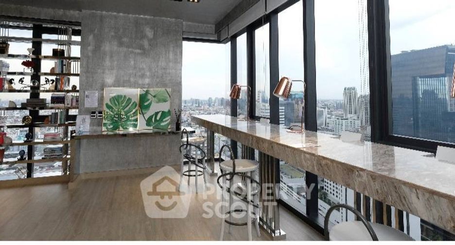 Wohnung zur Miete mit 1 Zimmer in Huai Khwang, Bangkok