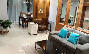 Casa adosada en alquiler de 3 habitaciones en Lat Krabang, Bangkok