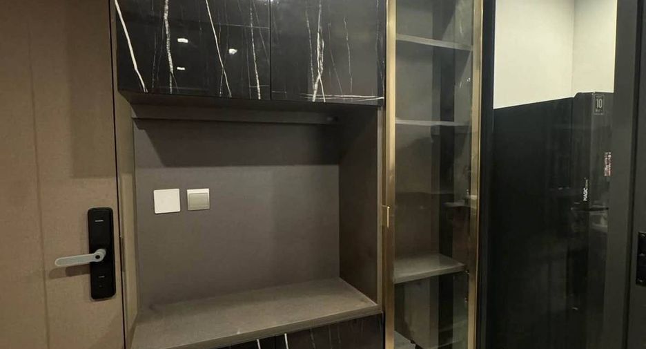 Wohnung zur Miete mit 1 Zimmer in Huai Khwang, Bangkok