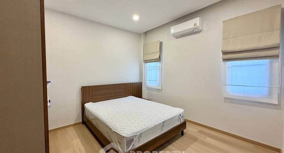 Haus zur Miete mit 3 Zimmer in Si Racha, Chonburi