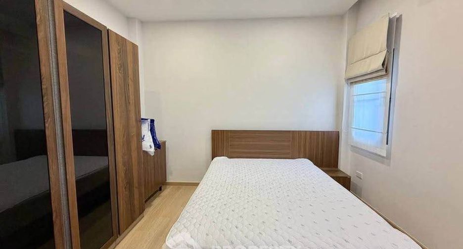Haus zur Miete mit 3 Zimmer in Si Racha, Chonburi