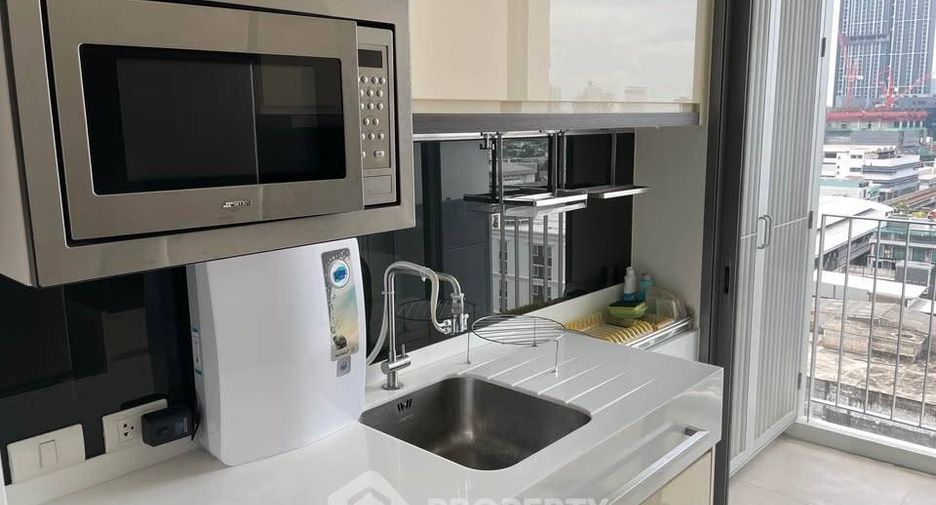 For rent 1 Beds condo in Phra Khanong, Bangkok
