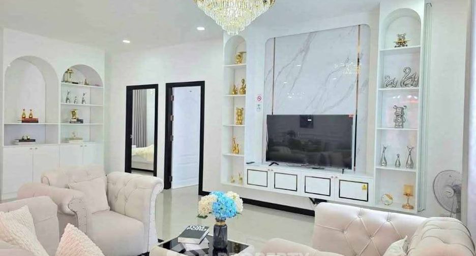 For rent 3 bedrooms house in Mueang Chon Buri, Chonburi
