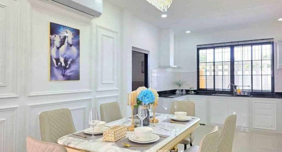 For rent 3 bedrooms house in Mueang Chon Buri, Chonburi