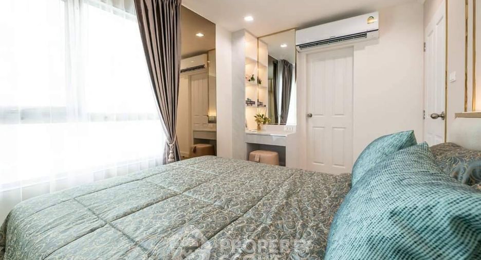 Wohnung zur Miete mit 3 Zimmer in Huai Khwang, Bangkok